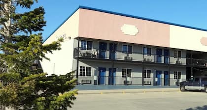Little Bear Motel
