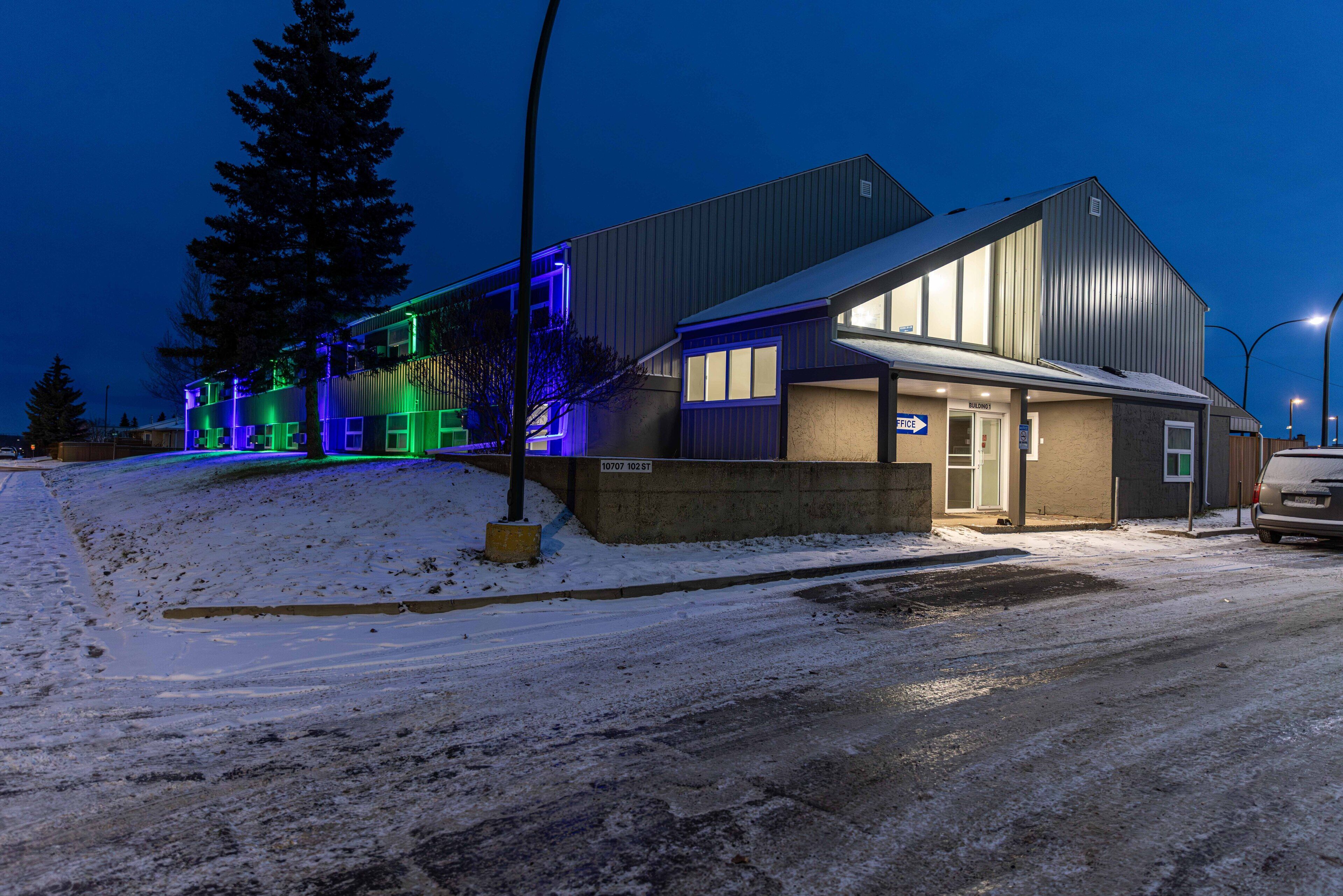 숙박 시설 입구