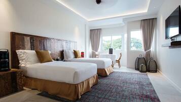 Quarto duplo, vista para o oceano (Marina Blue Bay) | Roupas de cama premium, camas com colchões pillow-top, frigobar