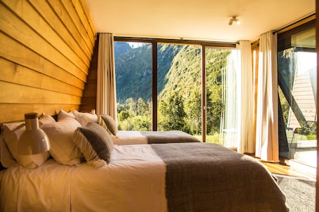 Deluxe Double or Twin Room, Mountain View. Hotel Raudal
