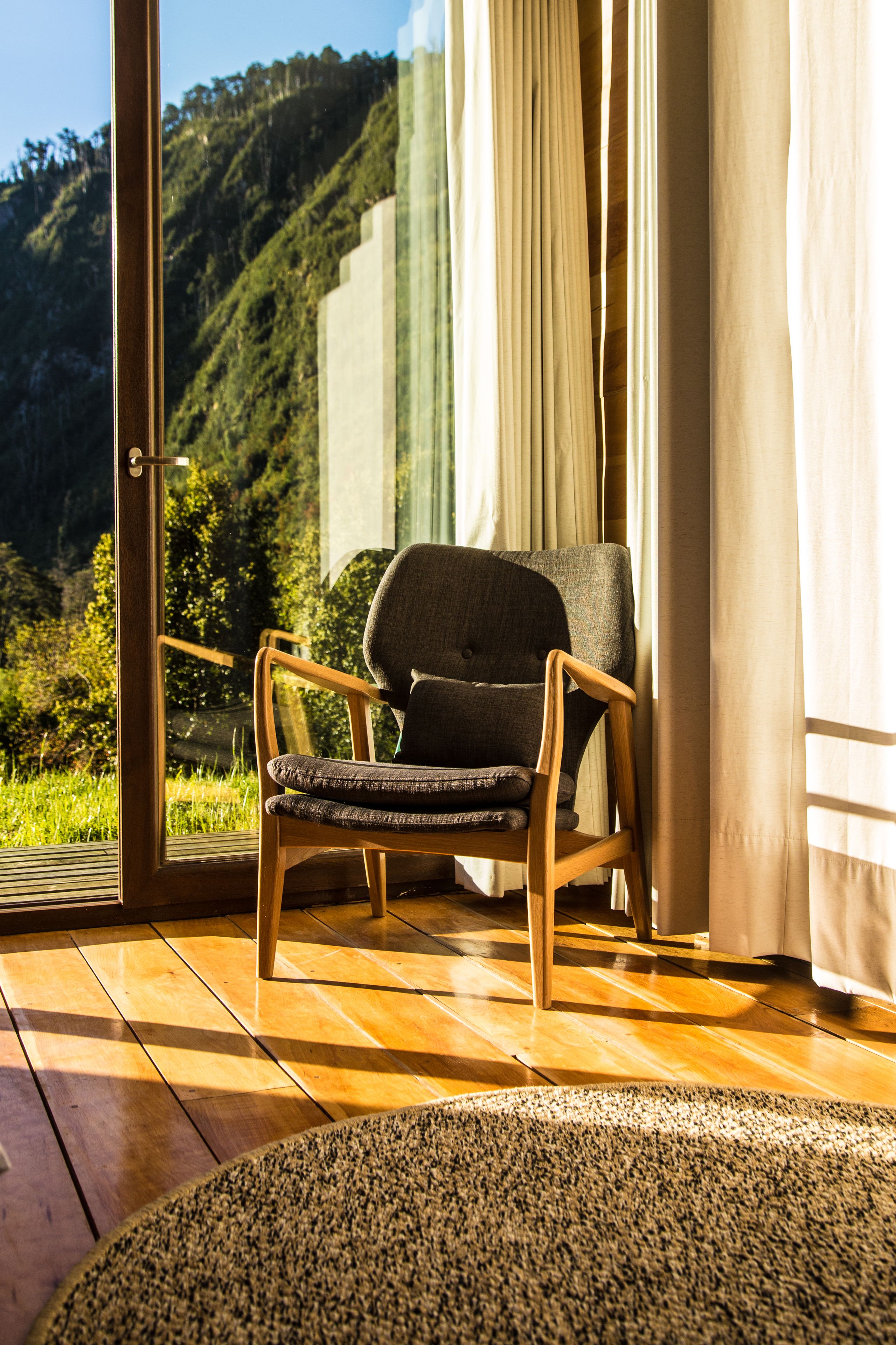 Deluxe Double or Twin Room, Mountain View | Premium bedding, free minibar, in-room safe, blackout curtains