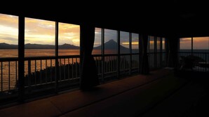 星評価なしの画像、3 / 126、ボタン
