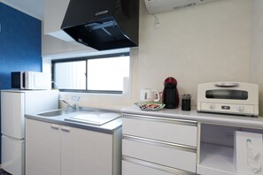 Private Vacation Home | Private kitchen | Fridge, microwave - Kyotoya Enmachi (Kyoto)