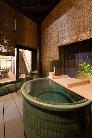 Property amenity. Kyotoya Tsuki no Yu Bettei