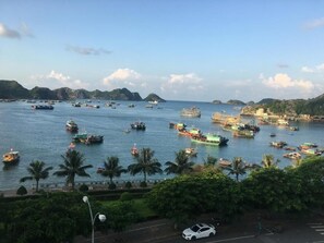 Beach - Nam Phuong Hotel (Hai Phong)