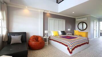 Deluxe Quadruple (Tulip) | 1 bedroom, premium bedding, desk, soundproofing