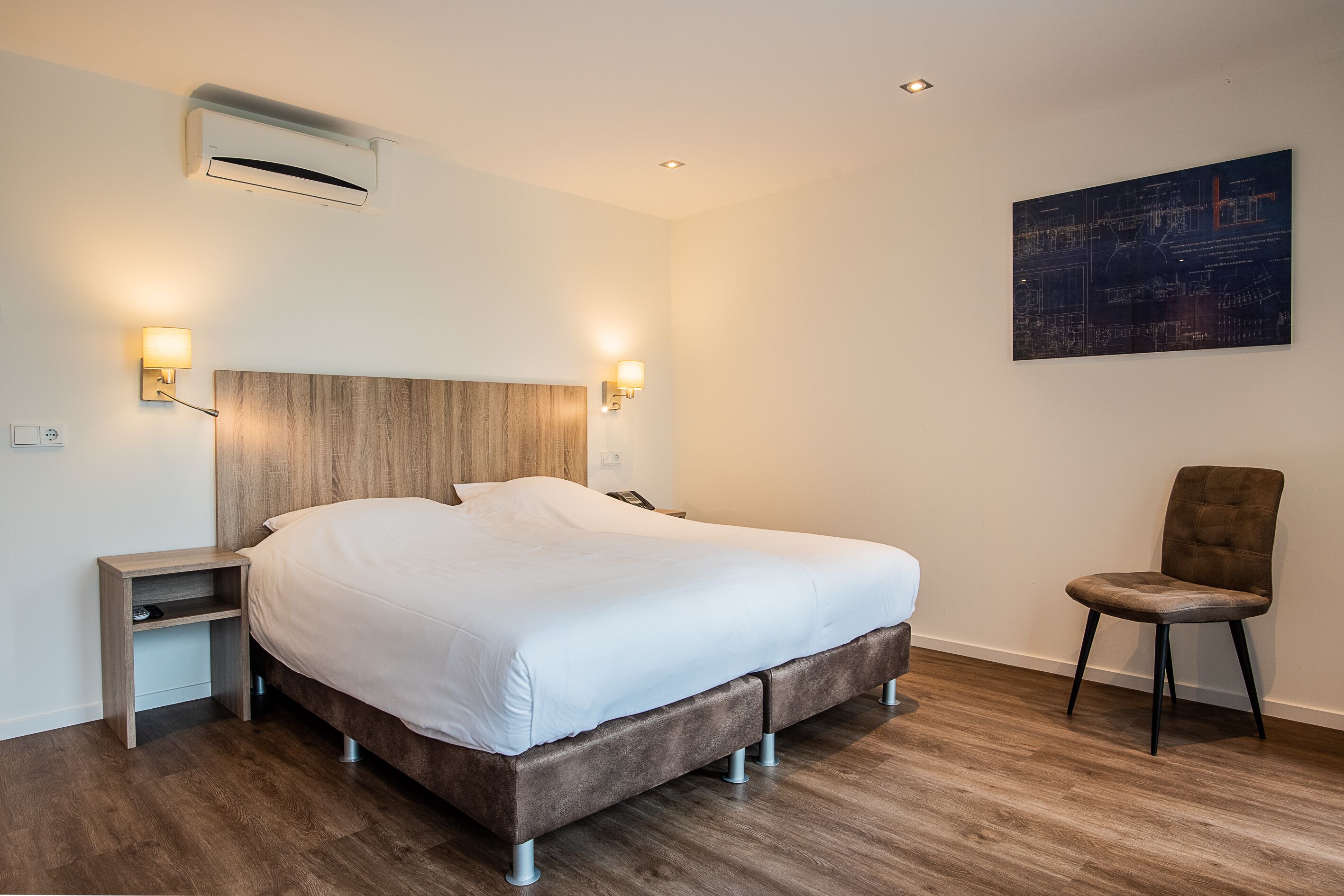 comfort double room, annex building | 1 bedroom, in-room safe, desk, free wifi