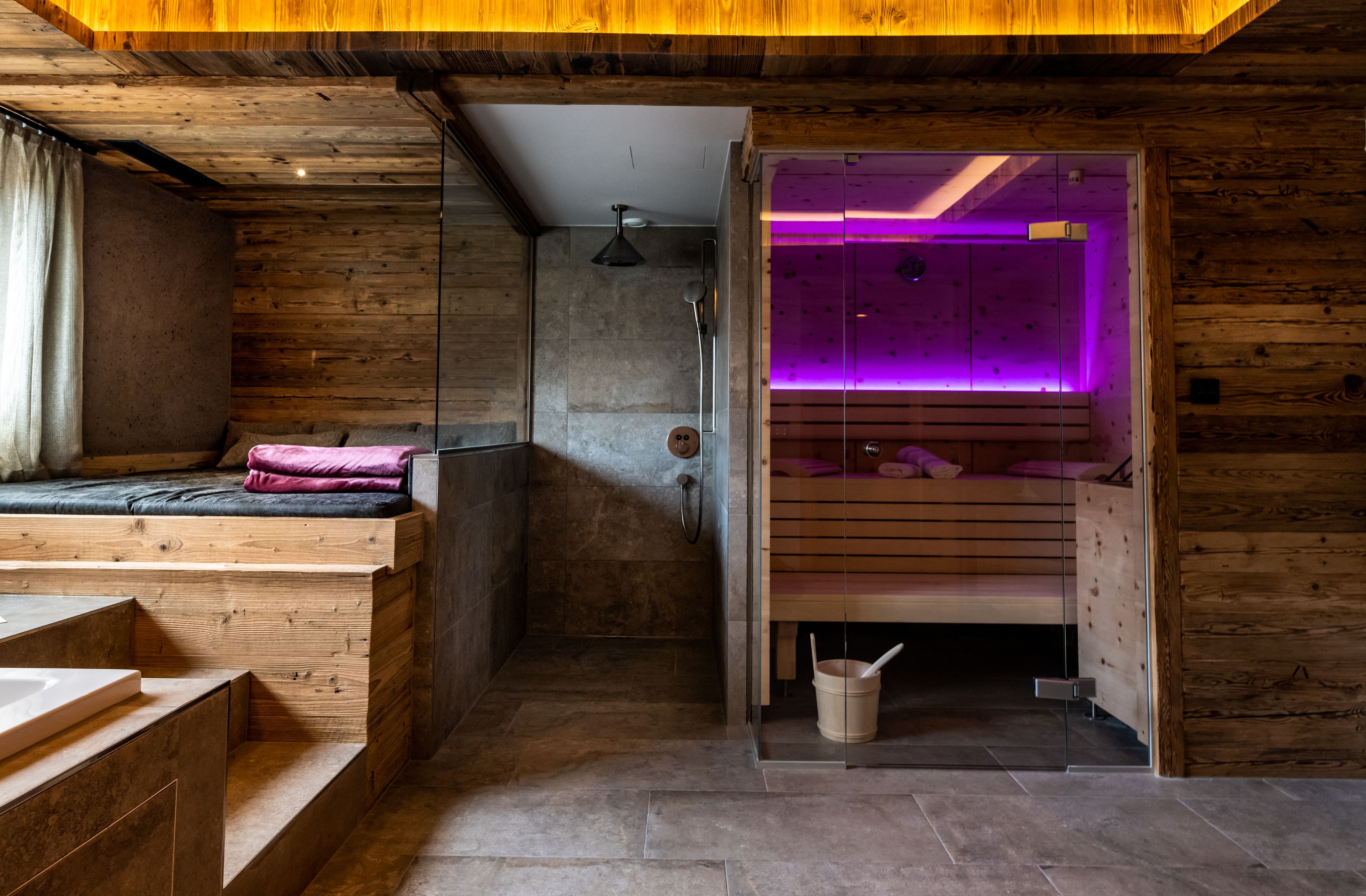 couples treatment room(s), sauna, steam room, body treatments