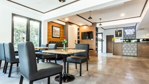 Pintu masuk interior