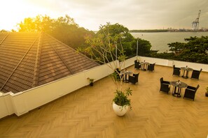 الأطباق العالمية