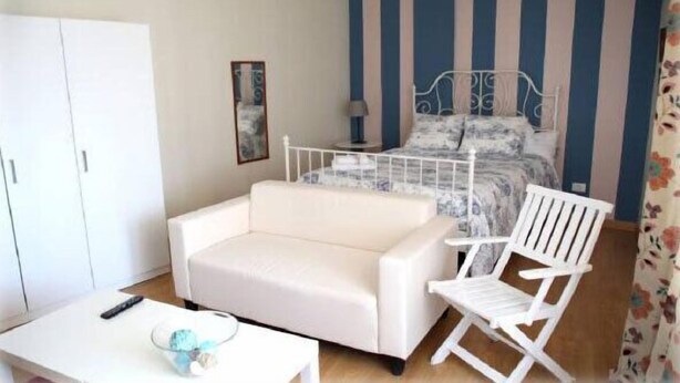Habitación con 1 cama matrimonial o 2 individuales, baño compartido