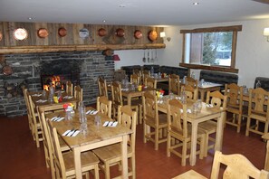 Food court - HOTEL Restaurant U'FREDY (La Clusaz)