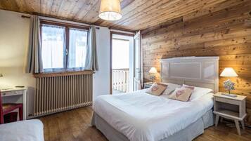 Chambre Triple, balcon
