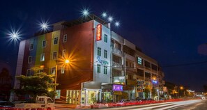 Exterior - Skyview Hotel (Chukai)