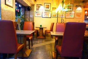 Food court - The Bavana Surawong Bangkok (Bangkok)