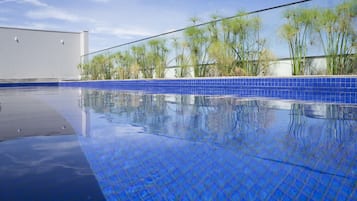 Outdoor pool, sun loungers