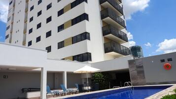 Outdoor pool, sun loungers