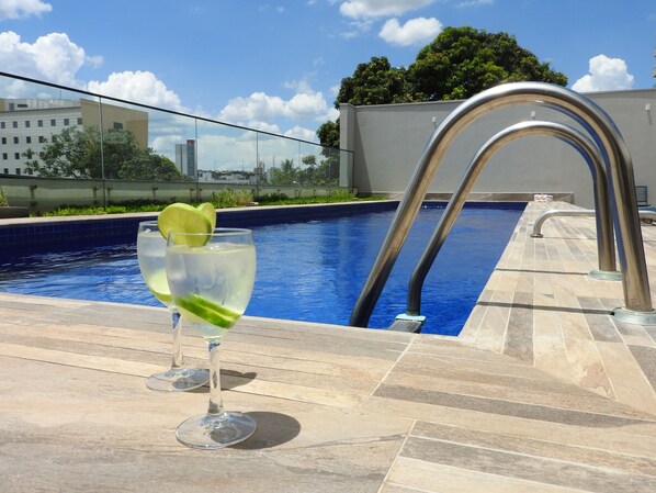 Outdoor pool, pool loungers