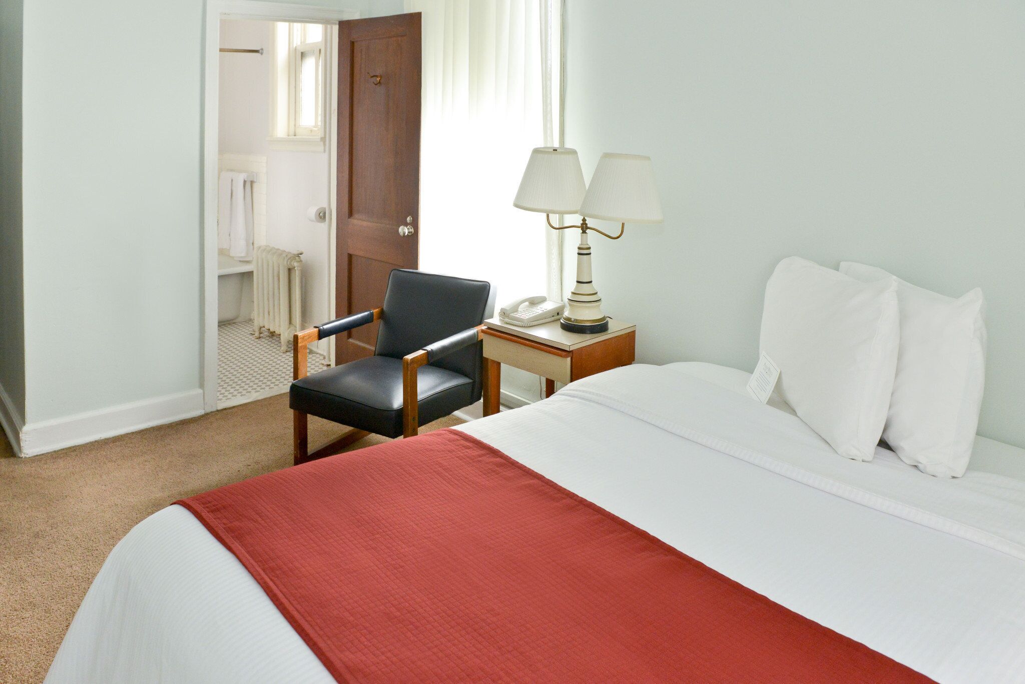 free wifi, bed sheets