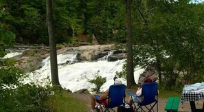 Exterior - Motel La Cheminee (St. Jerome)