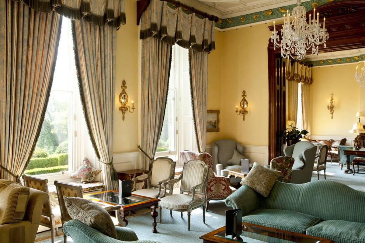 executive lounge