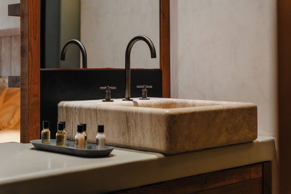 shower, rainfall showerhead, designer toiletries, hair dryer