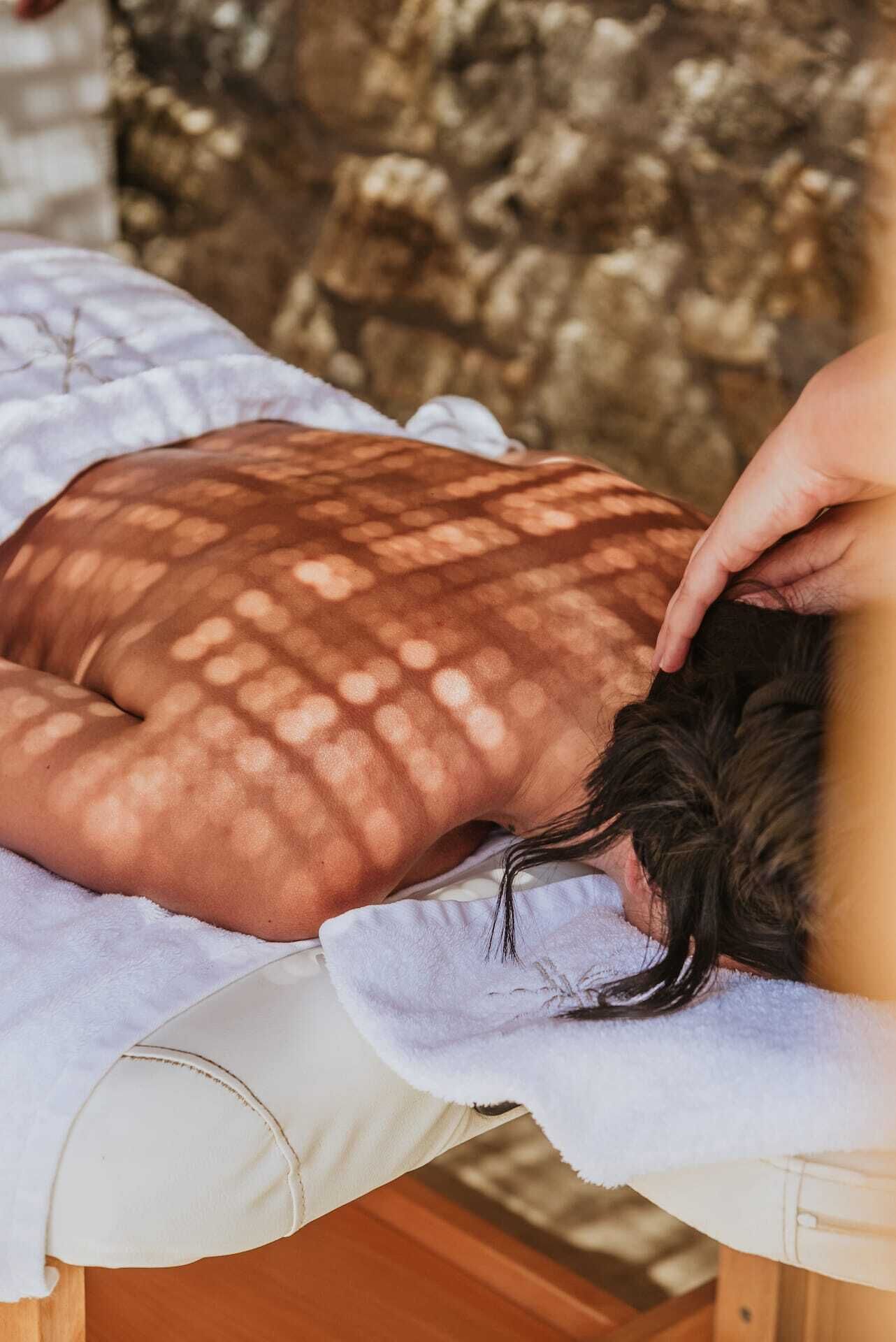 body treatments, swedish massages, massages on the beach