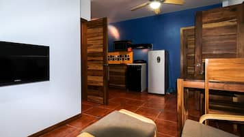 Apartment, 1 Bedroom | Living room