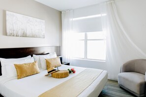 Literie de qualité supérieure, coffres-forts dans les chambres, bureau