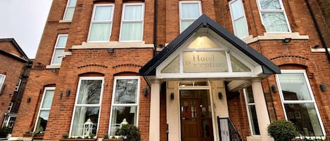 واجهة المنشأة