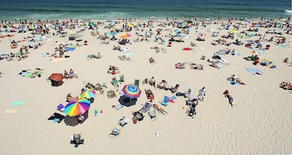 HC-121 Beach Haus