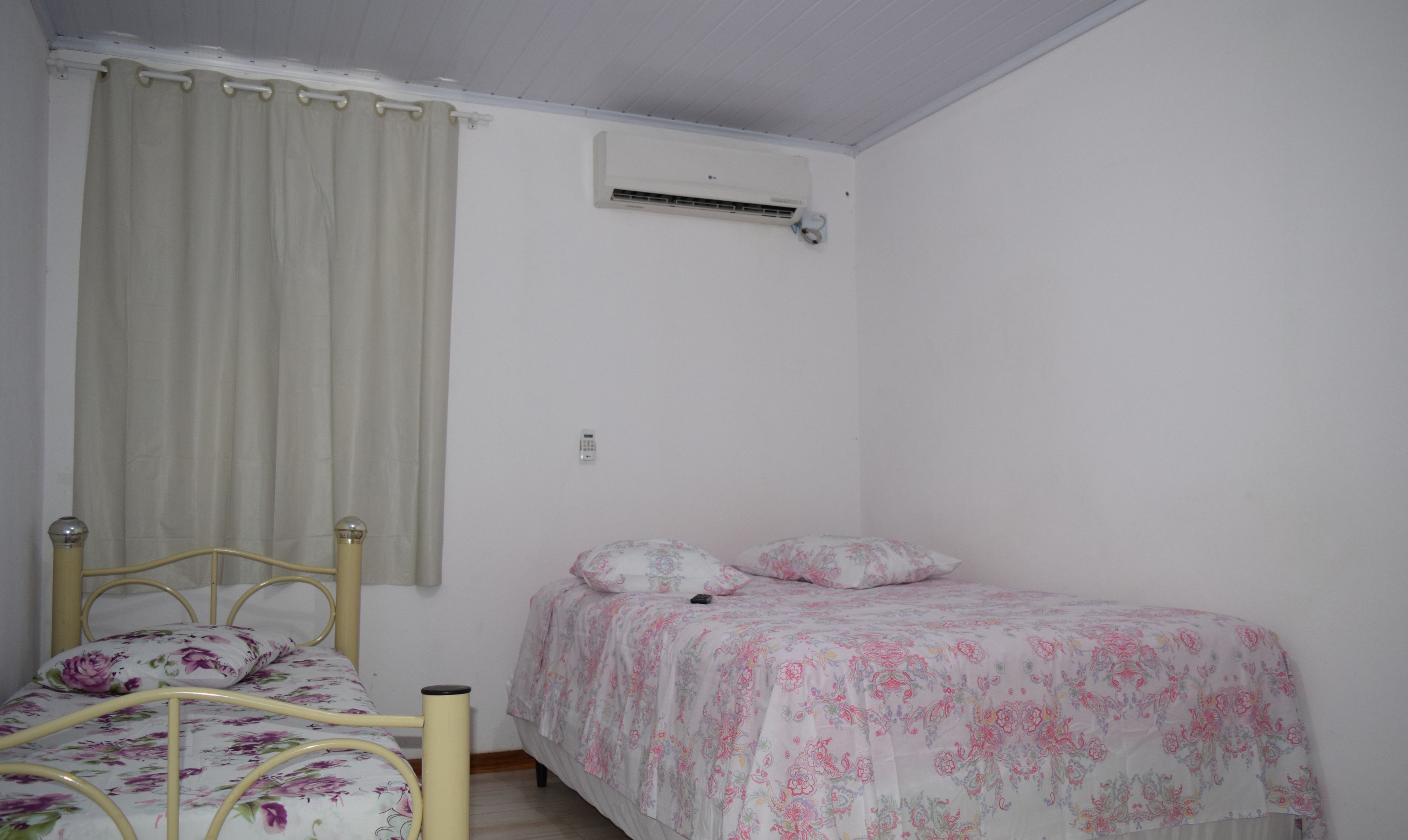 Family Suite, 1 Bedroom | 1 bedroom, blackout drapes, iron/ironing board, rollaway beds