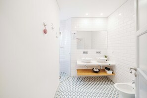 Apartamento cidade - Rua Das Padarias N 10 segundo andar | Bathroom