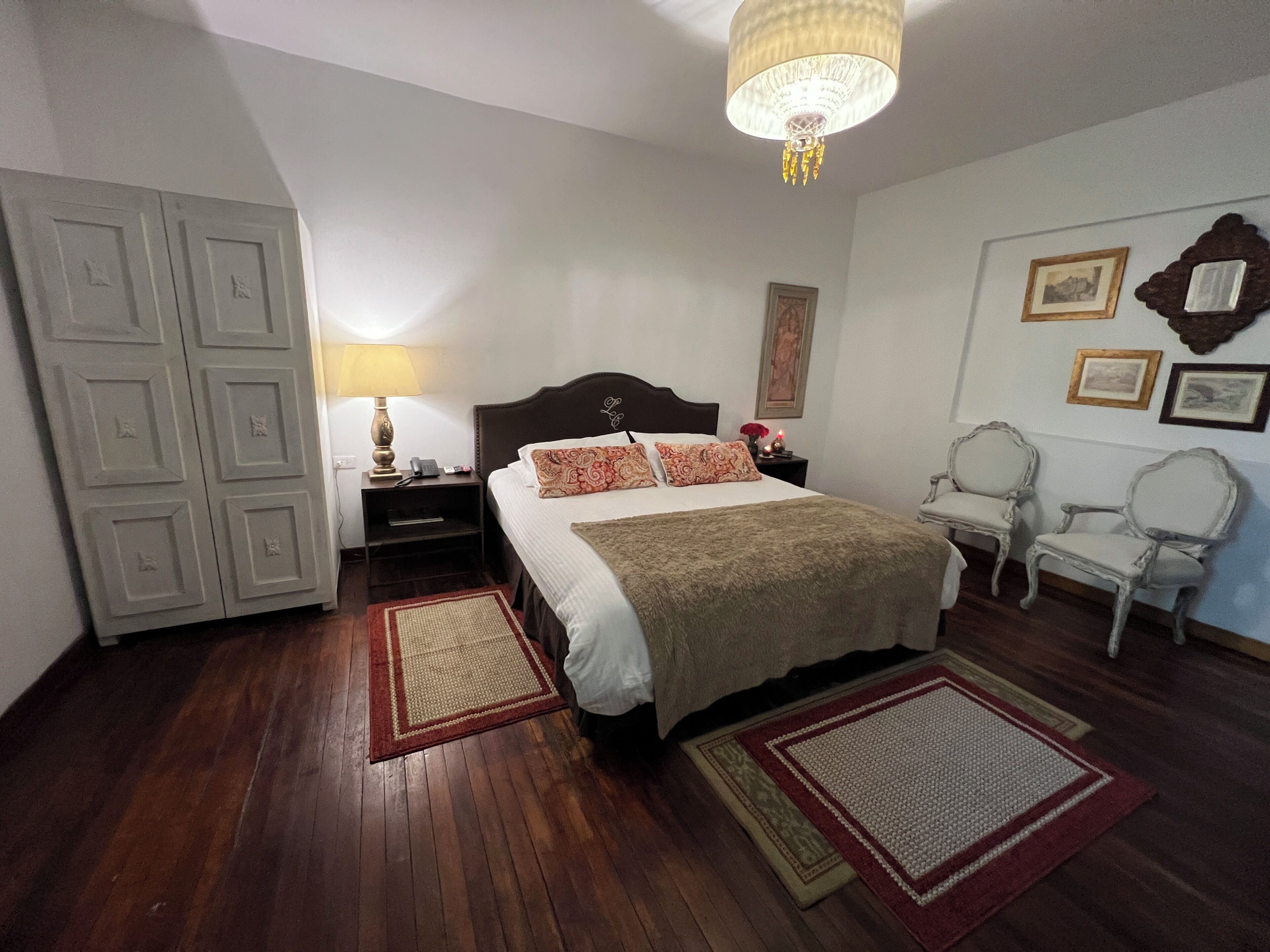 Deluxe Double Room, 1 King Bed | Minibar, individually decorated, individually furnished, free WiFi