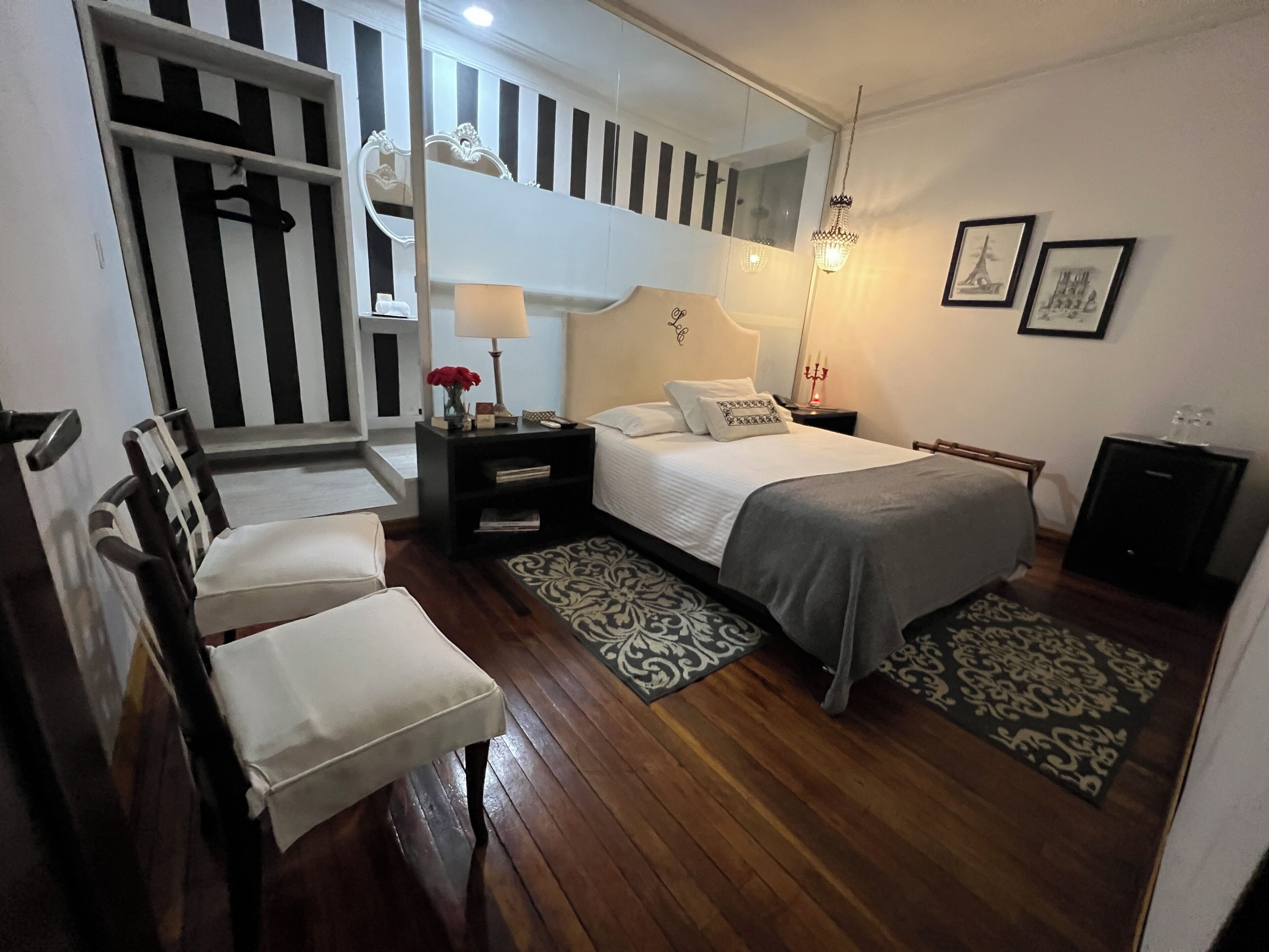 Superior Double Room, 1 Queen Bed | Minibar, individually decorated, individually furnished, free WiFi
