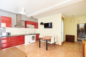 Shared Dormitory | Living area