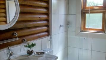 Hus - 4 sovrum - privat pool | Badrum | Dusch