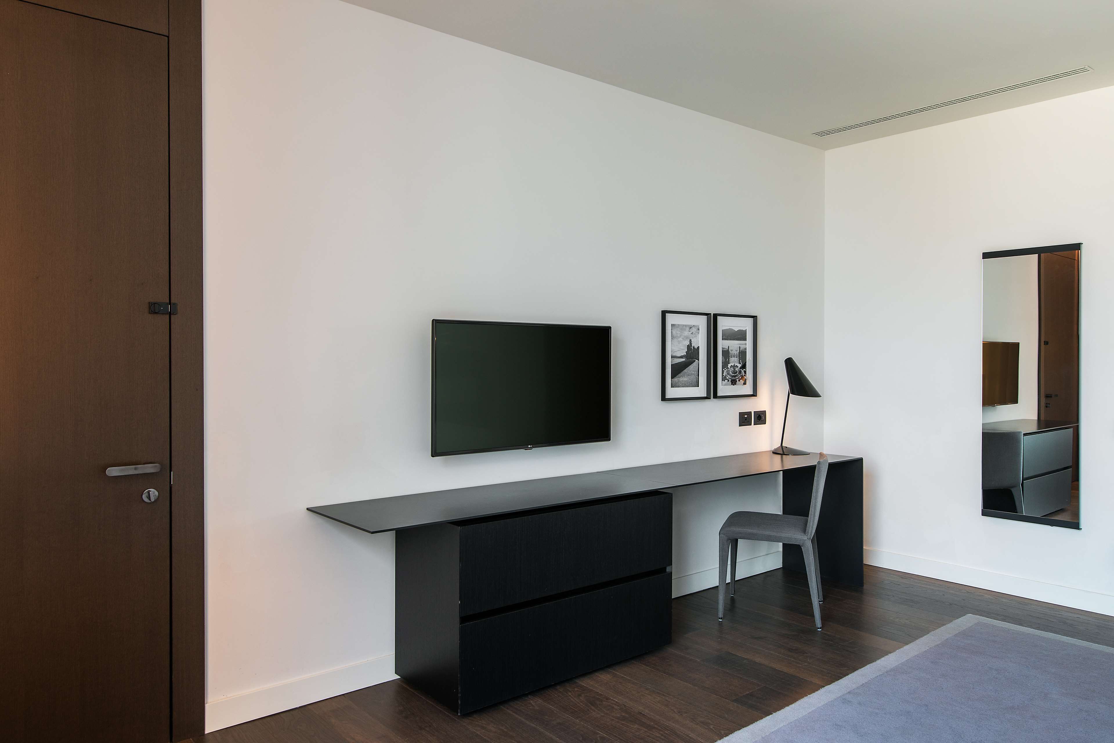 Photo - Hilton Lake Como