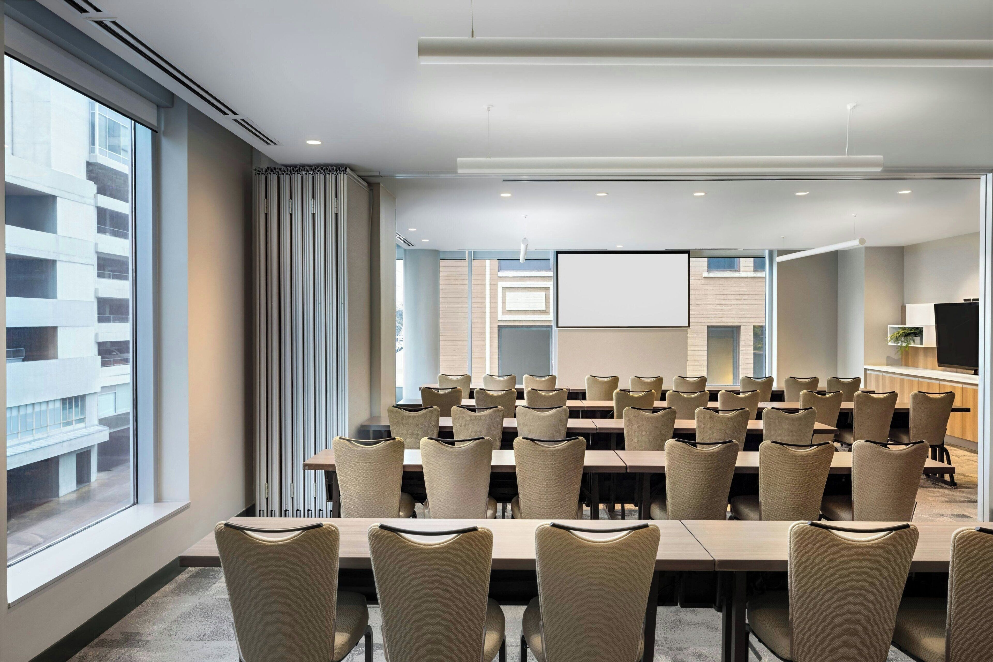 Photo - Aloft Austin Downtown