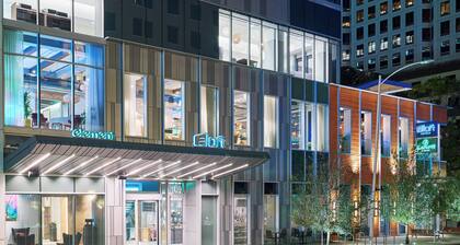 Aloft Austin Downtown