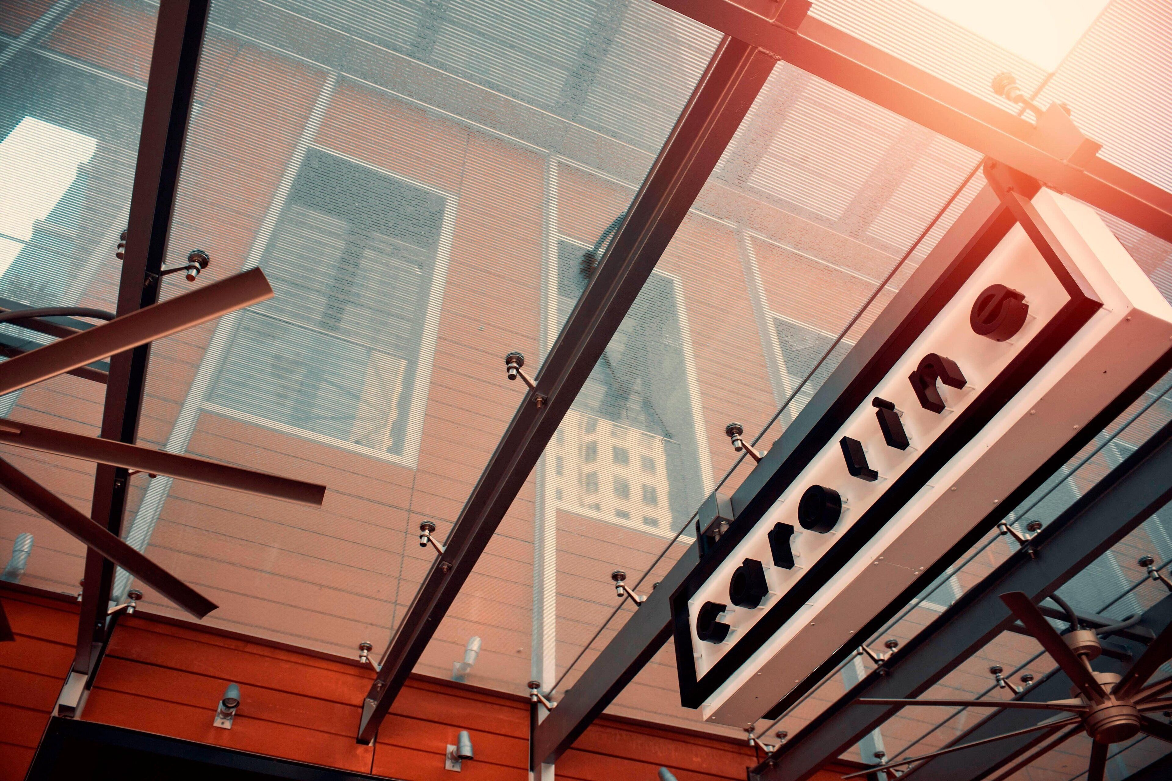 breakfast, lunch, dinner served; american cuisine, al fresco dining