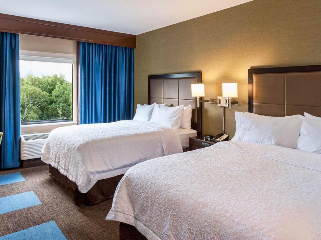 In-room safe, desk, laptop workspace, blackout drapes