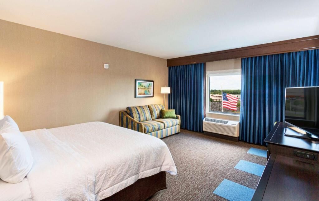 In-room safe, desk, laptop workspace, blackout drapes
