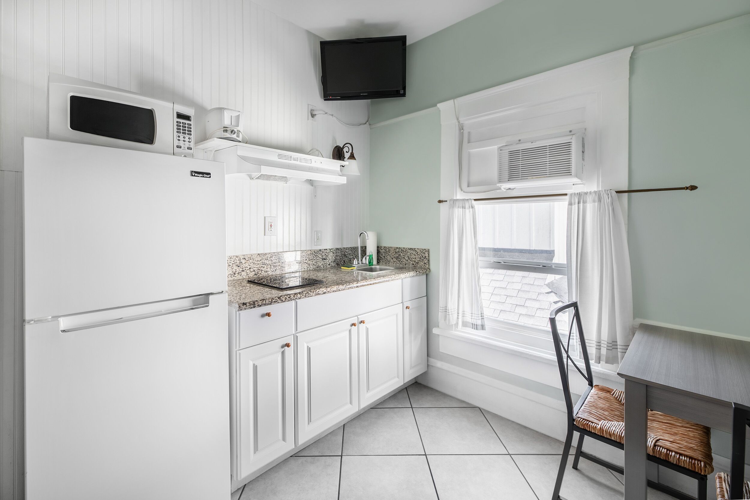 Suite | Cocina privada | Frigorífico y microondas