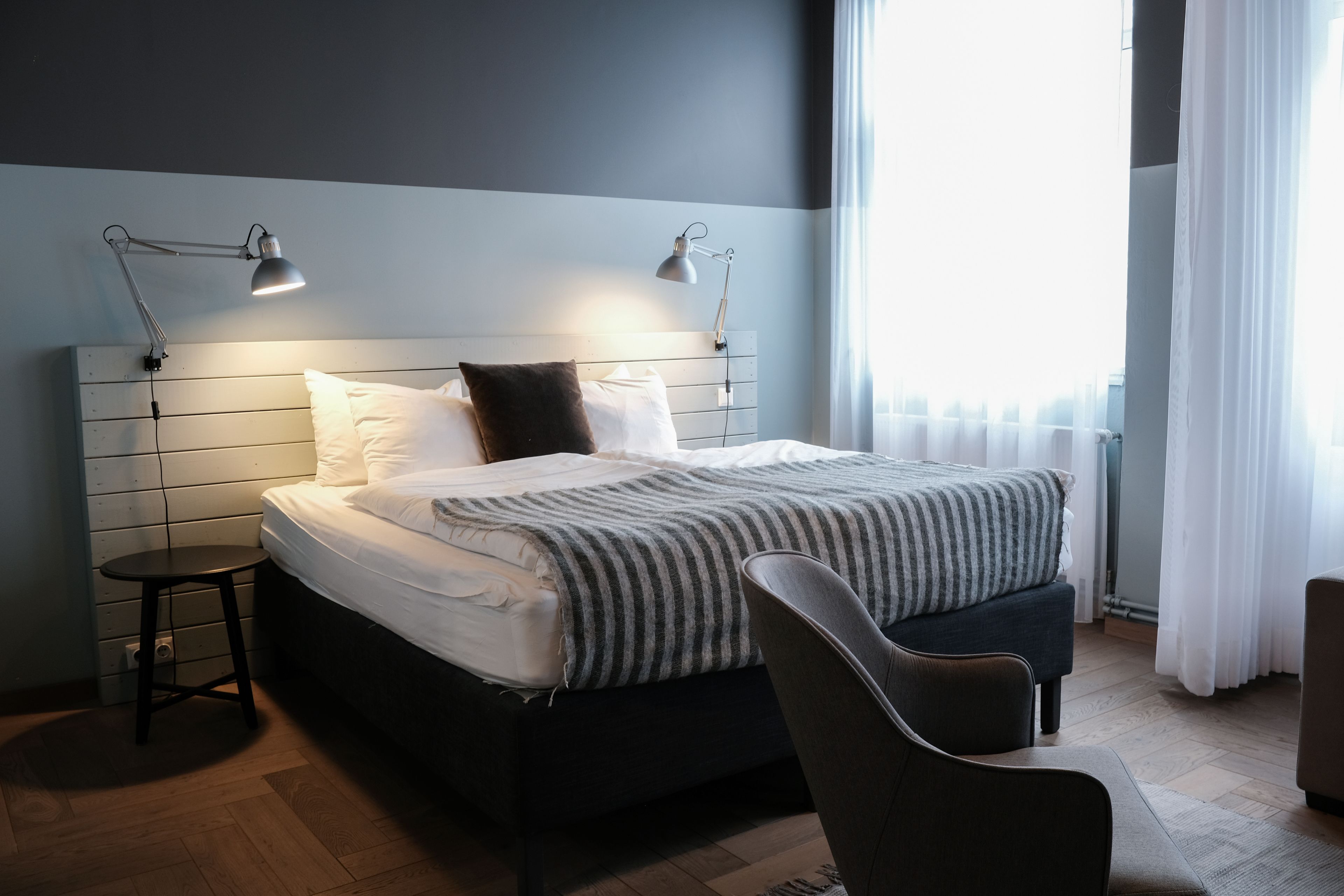 Superior Studio | Premium bedding, individually decorated, individually furnished