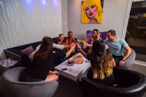 Lounge - Studio Z, an Ascend Collection Hotel (St. Robert)