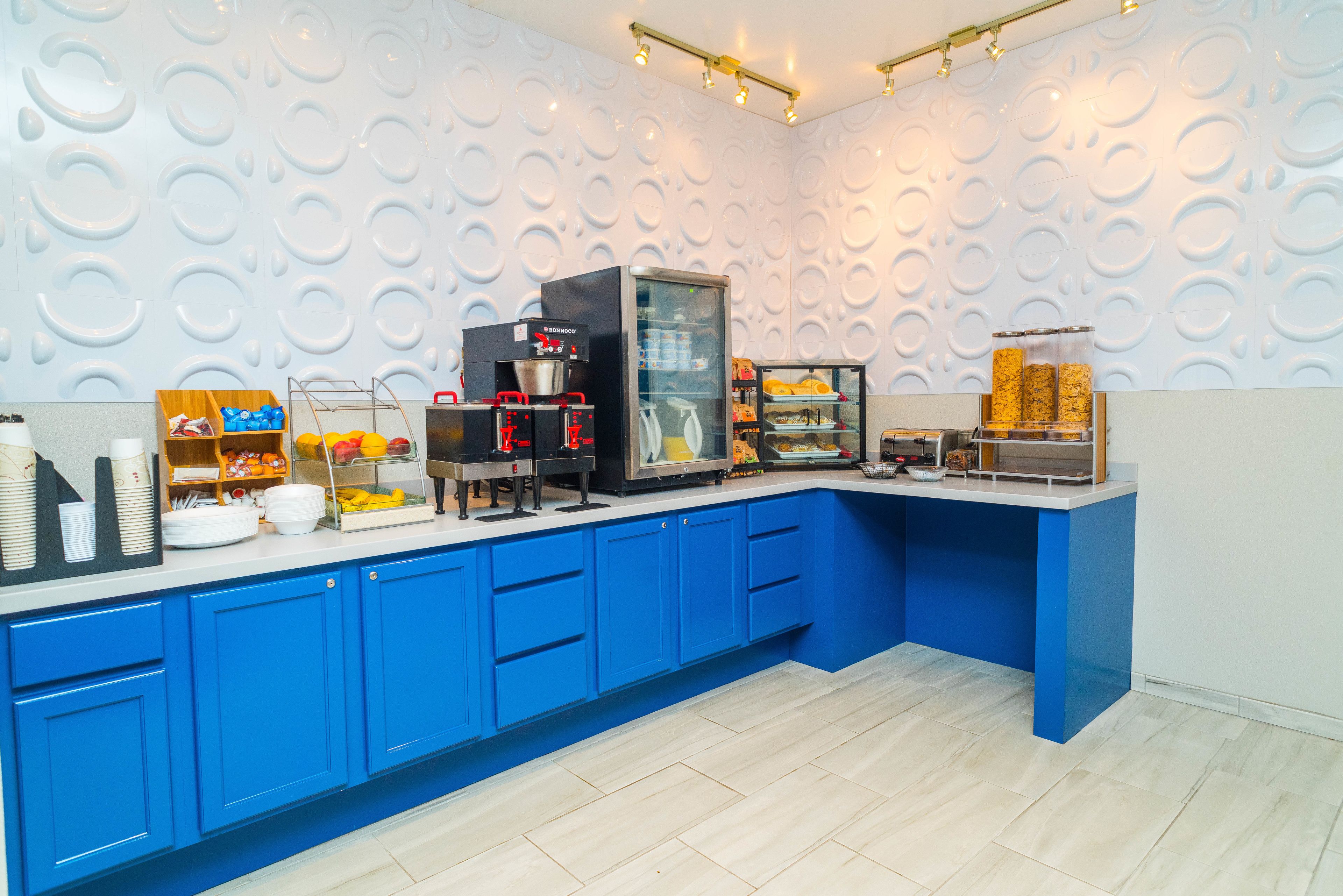 free daily self-service breakfast