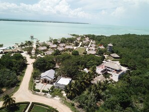 Exterior - The Crimson Orchid Inn at Orchid Bay (Chunox)