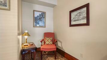 Room, Private Bathroom (Room 1) | Living area | TV