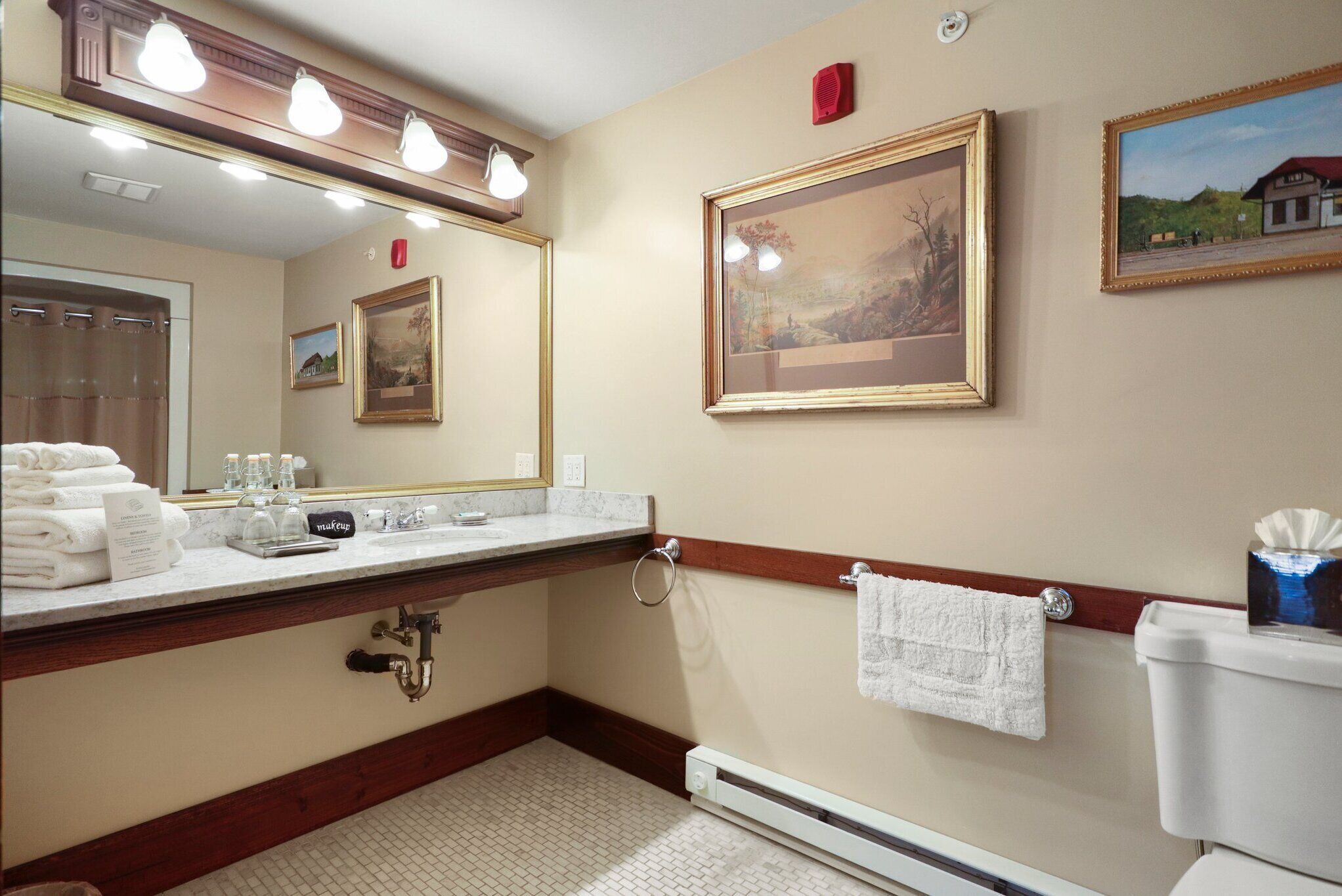 Room, Private Bathroom (Room 4) | Bathroom